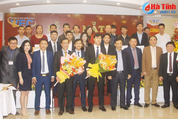 ra mat to chuc ket noi cong dong dn vua va nho dau tien tai ha tinh