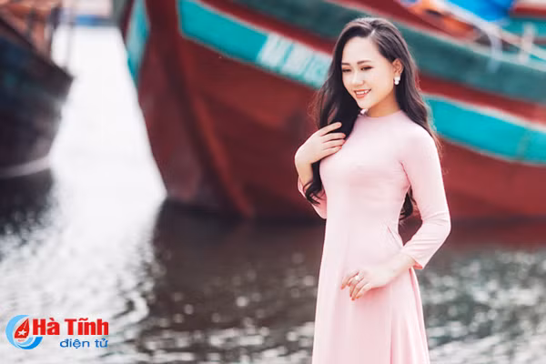 phuong thanh ra album chao nam moi voi nhieu ca khuc hay ve ha tinh