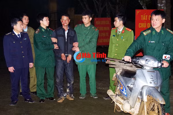 video van chuyen 8 000 vien hong phien tu bien gioi ha tinh ve tieu thu