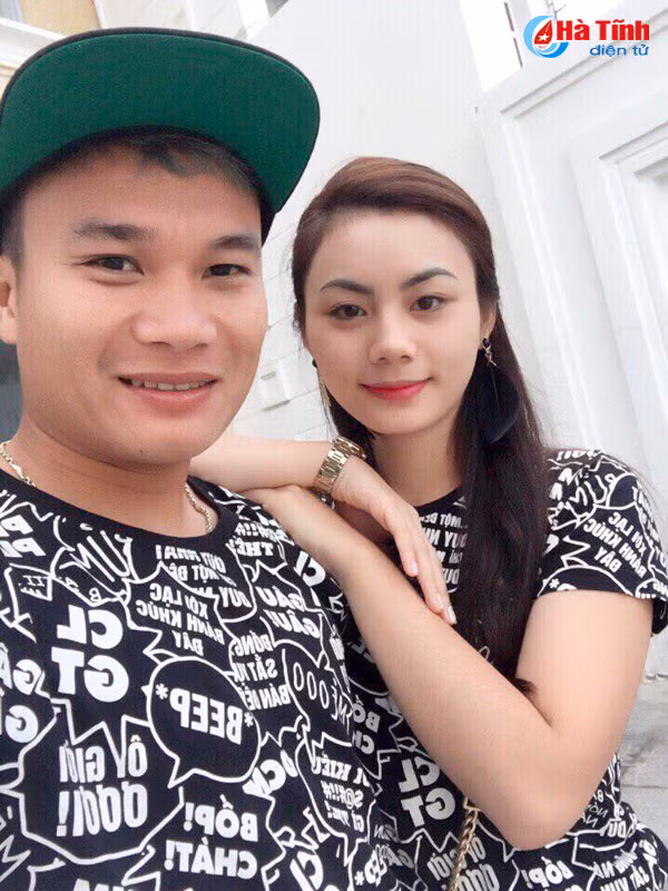 chuyen tinh ronaldo xu nghe va co ban gai xinh dep