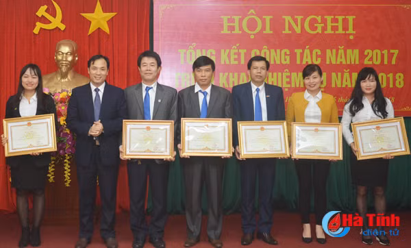 tich cuc tuyen truyen dau tranh chong cac luan diem sai trai thu dich