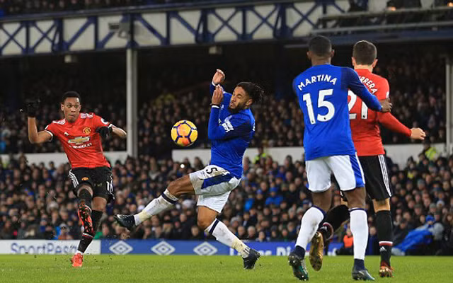 martial va lingard lap sieu pham m u tro lai vi tri thu hai