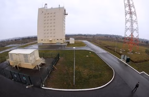 Trạm radar Voronezh của Nga tại Kaliningrad nga pho truong phat hien moi vu phong ten lua