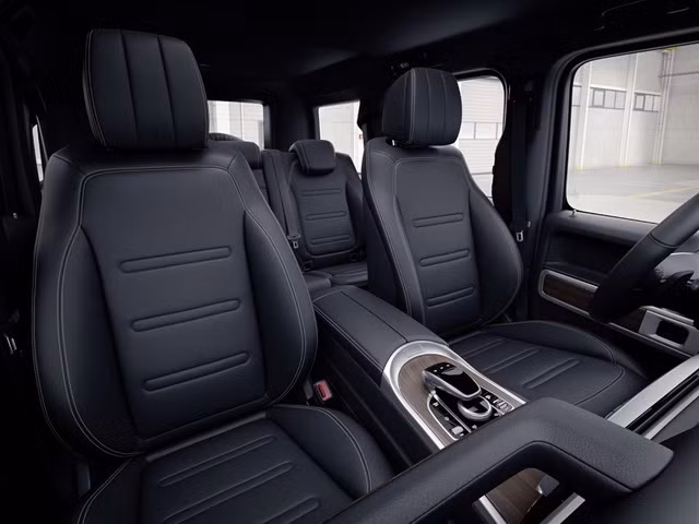mercedes g class the he moi bat ngo lo dien