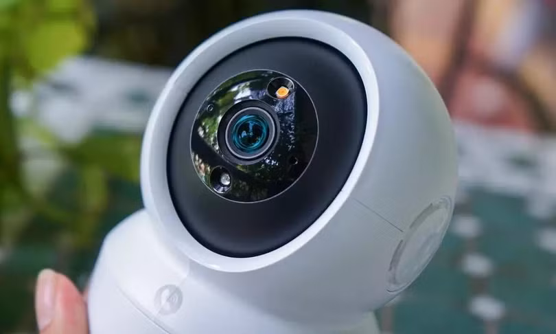 Một camera IP được bán tại thị trường Việt Nam. Ảnh: Bảo Lâm