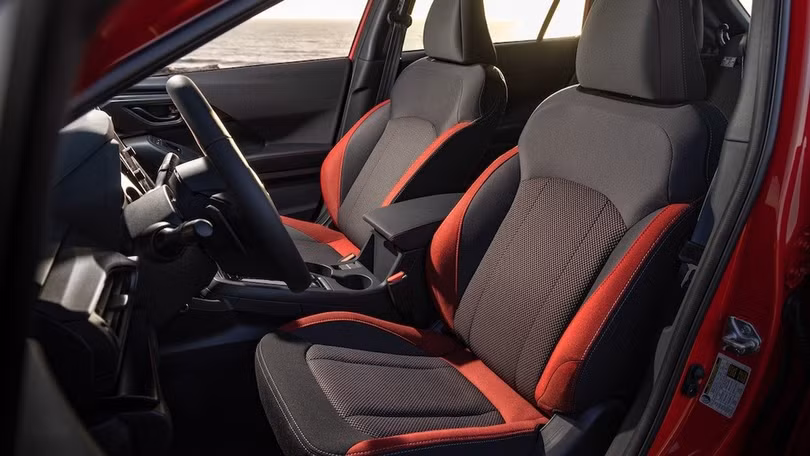 Subaru Impreza là một trong những mẫu xe được đánh giá là có ghế ngồi thoải mái nhất (Ảnh minh họa: Motortrend).