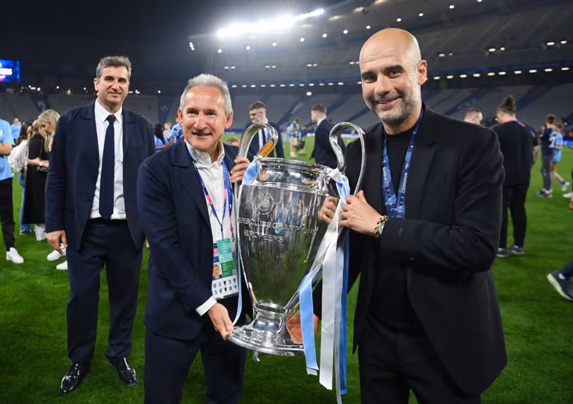 Pep Guardiola và Txiki Begiristain có thể cùng rời Man City vào năm sau.