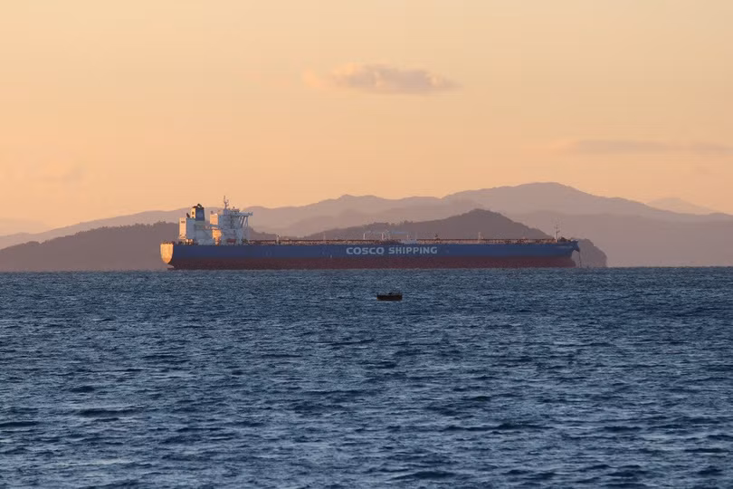 Một siêu tàu chở dầu VLCC trên Biển Đỏ. Ảnh: Reuters