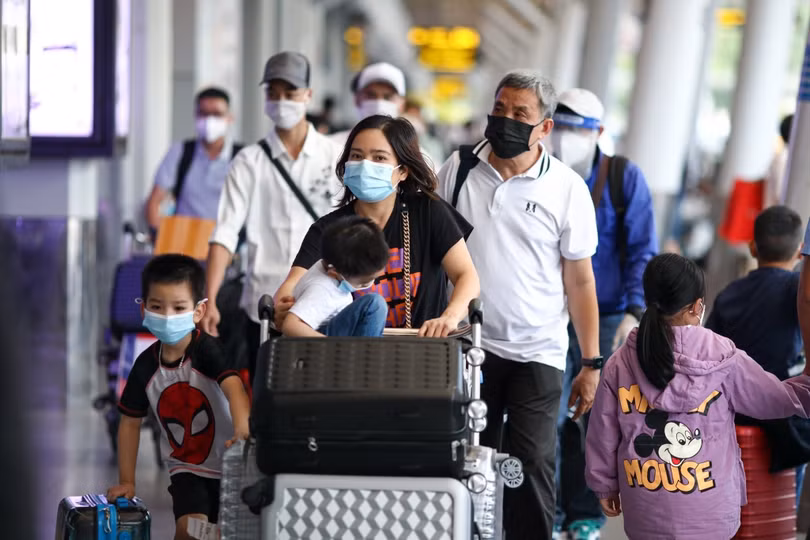 Di chuyển về quê ăn Tết bằng đường bay là lựa chọn phổ biến của nhiều gia đình. Ảnh: Quỳnh Danh.