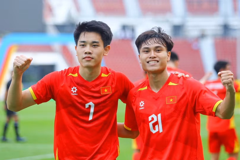 Cả Đình Bắc (trái) và Minh Phúc (phải) đều đủ tuổi và có thể góp mặt ở Asian Games 2026 trên đất Nhật Bản. Ảnh: Minh Chiến.