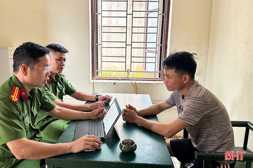 bqbht_br_co-quan-dieu-tra-lam-viec-voi-doi-tuong-nguyen-quang-vinh.jpg
