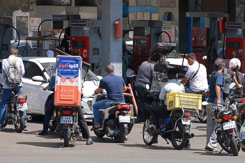 Một trạm xăng ở thủ đô Tehran của Iran hôm 25/8. Ảnh: AFP