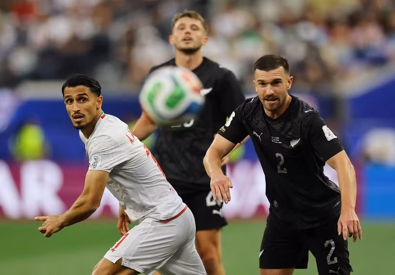 Iran gây thất vọng khi hai lần bị New Zealand dẫn trước và chỉ giành được 1 điểm trong trận ra quân.