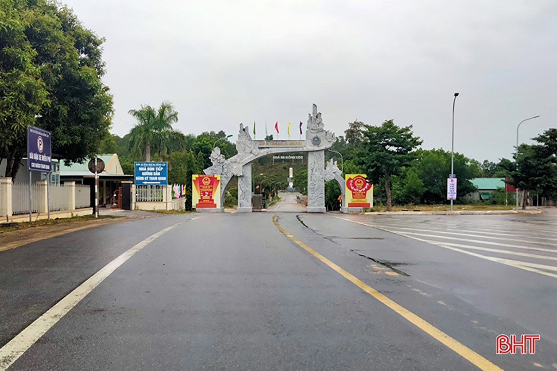 Quần thể Khu di tích Ngã ba Đồng Lộc