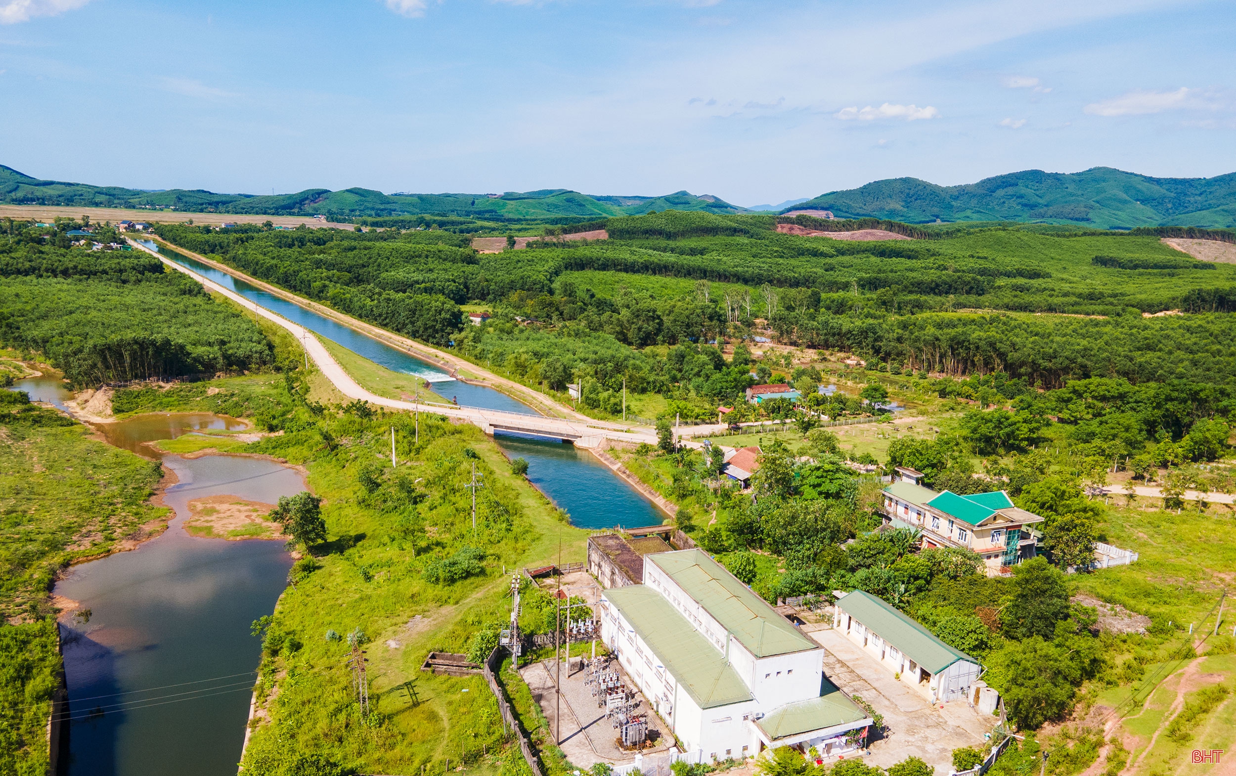 Xuôi dòng Kẻ Gỗ…