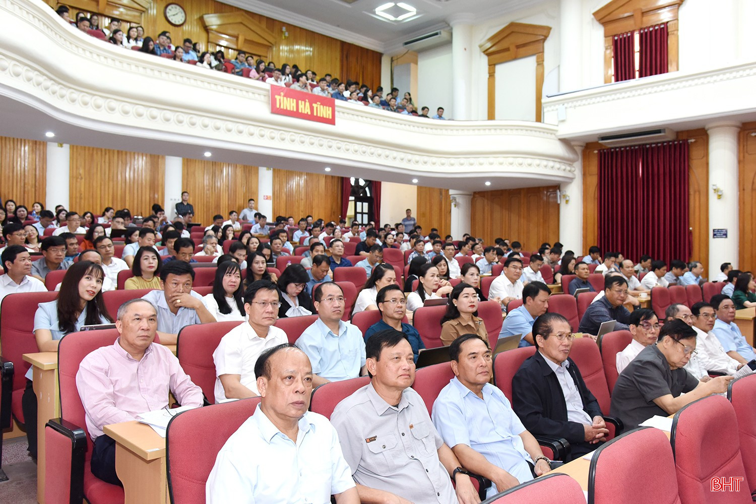 Đại biểu tại điểm cầu Hà Tĩnh.