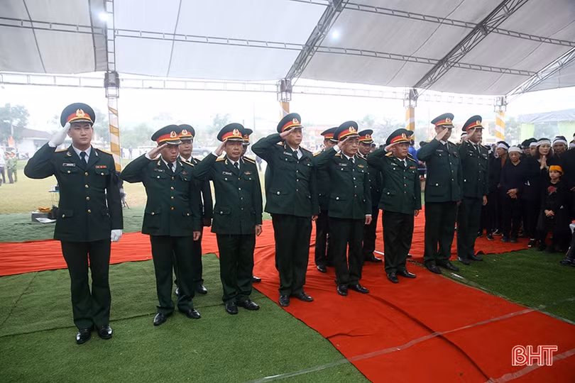 Chùm ảnh: Xúc động Lễ viếng, an táng đồng chí Nguyễn Đức Bình