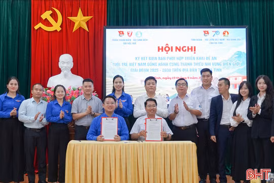 Tuổi trẻ Việt Nam đồng hành với thanh thiếu nhi vùng biên 