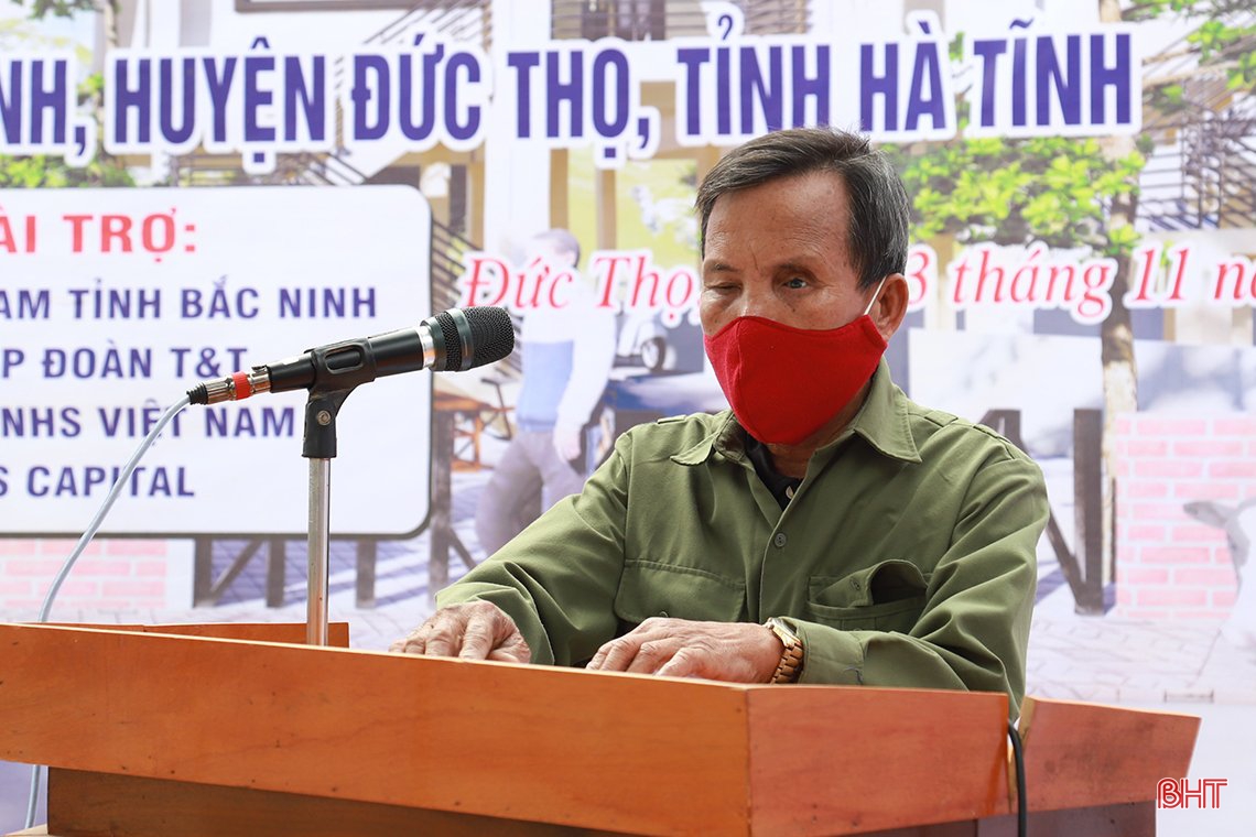 Nguyên Chủ tịch nước Trương Tấn Sang dự lễ khánh thành nhà văn hóa cộng đồng, khởi công nhà ở cho các hộ dân làng vạn chài