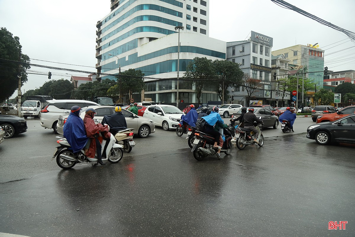 bqbht_br_den-do-hu-hong-03.jpg