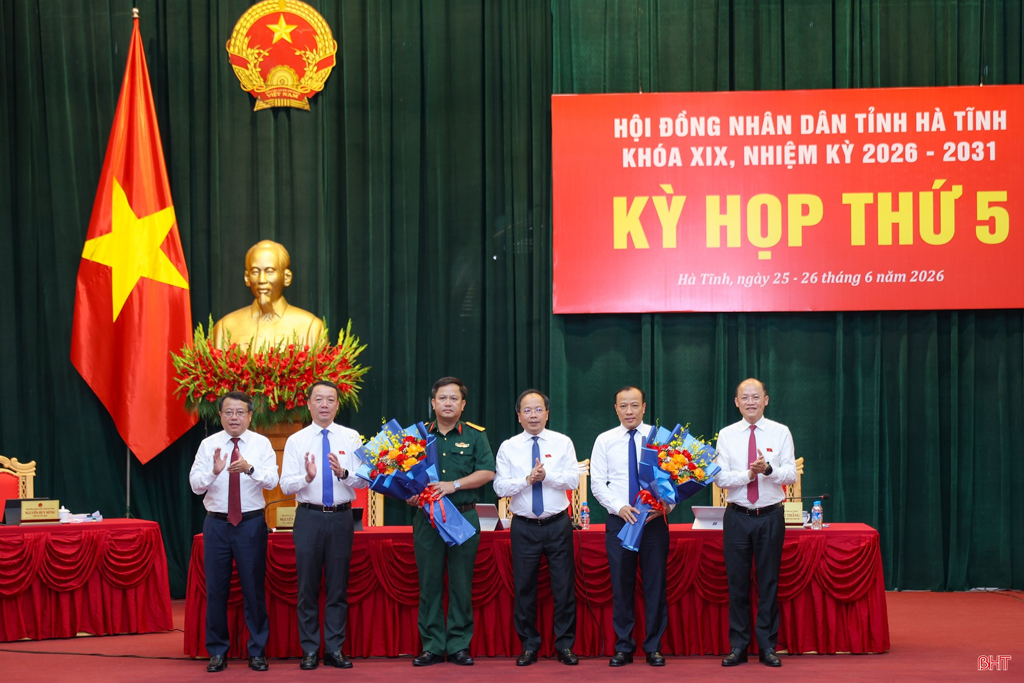 bqbht_br_aimg-0107-tang-hoa.jpg