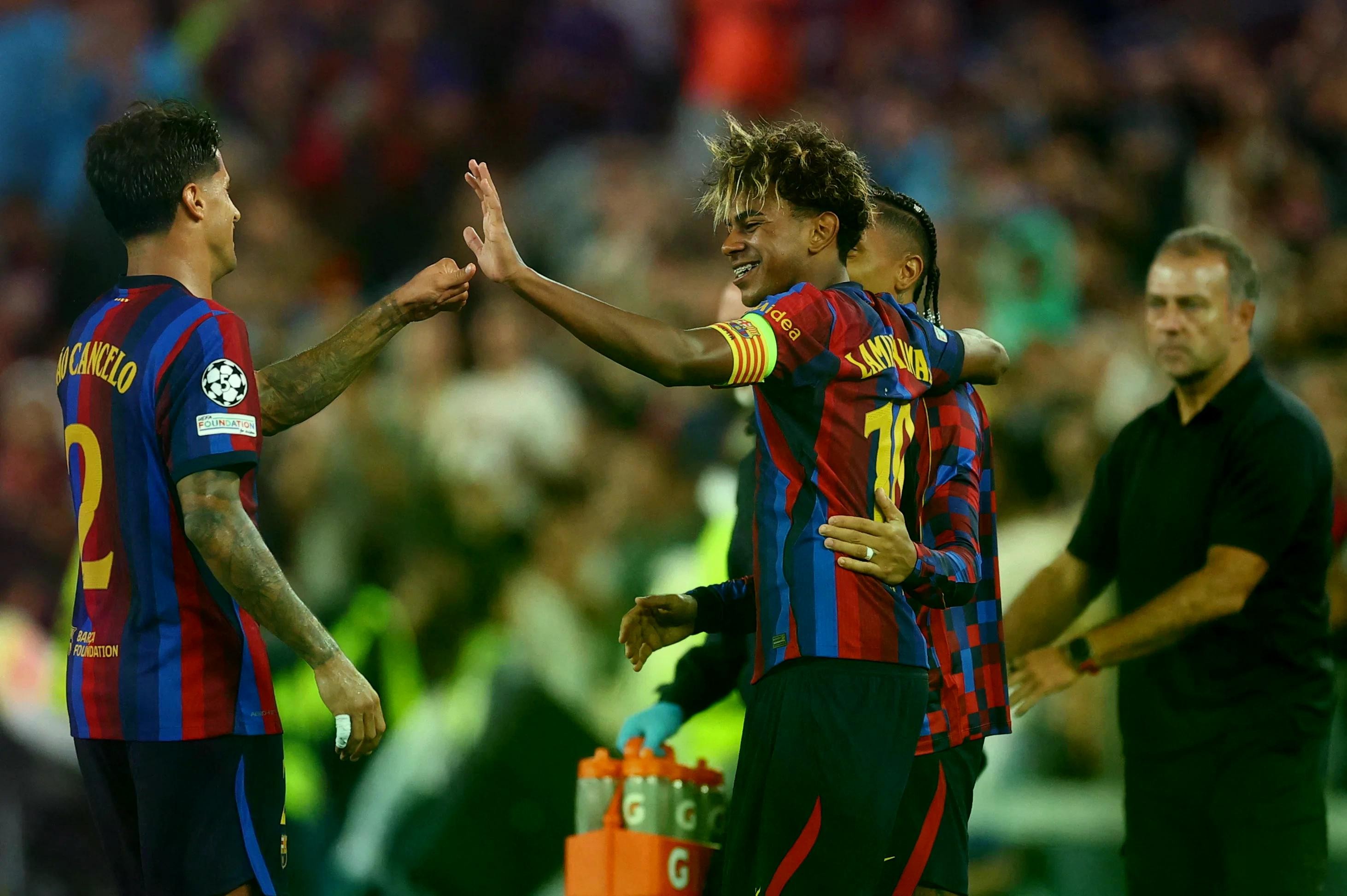 Barca khởi đầu như mơ tại Champions League.