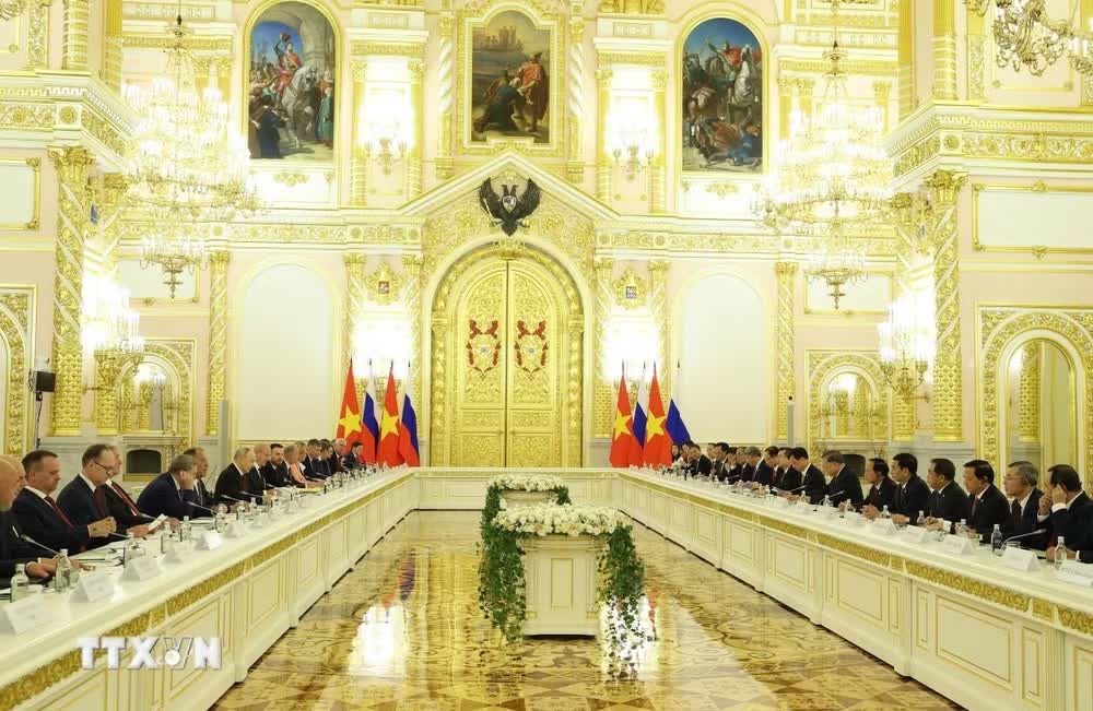 ttxvn-tong-bi-thu-chu-tich-nuoc-to-lam-hoi-dam-voi-tong-thong-nga-vladimir-putin-9014195-2jpg.jpg