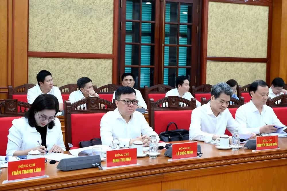 Các đại biểu tham dự cuộc làm việc. (Ảnh: ĐĂNG KHOA)