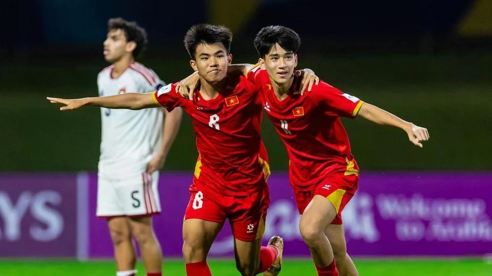 U17 Việt Nam giành ngôi nhất bảng C thuyết phục.