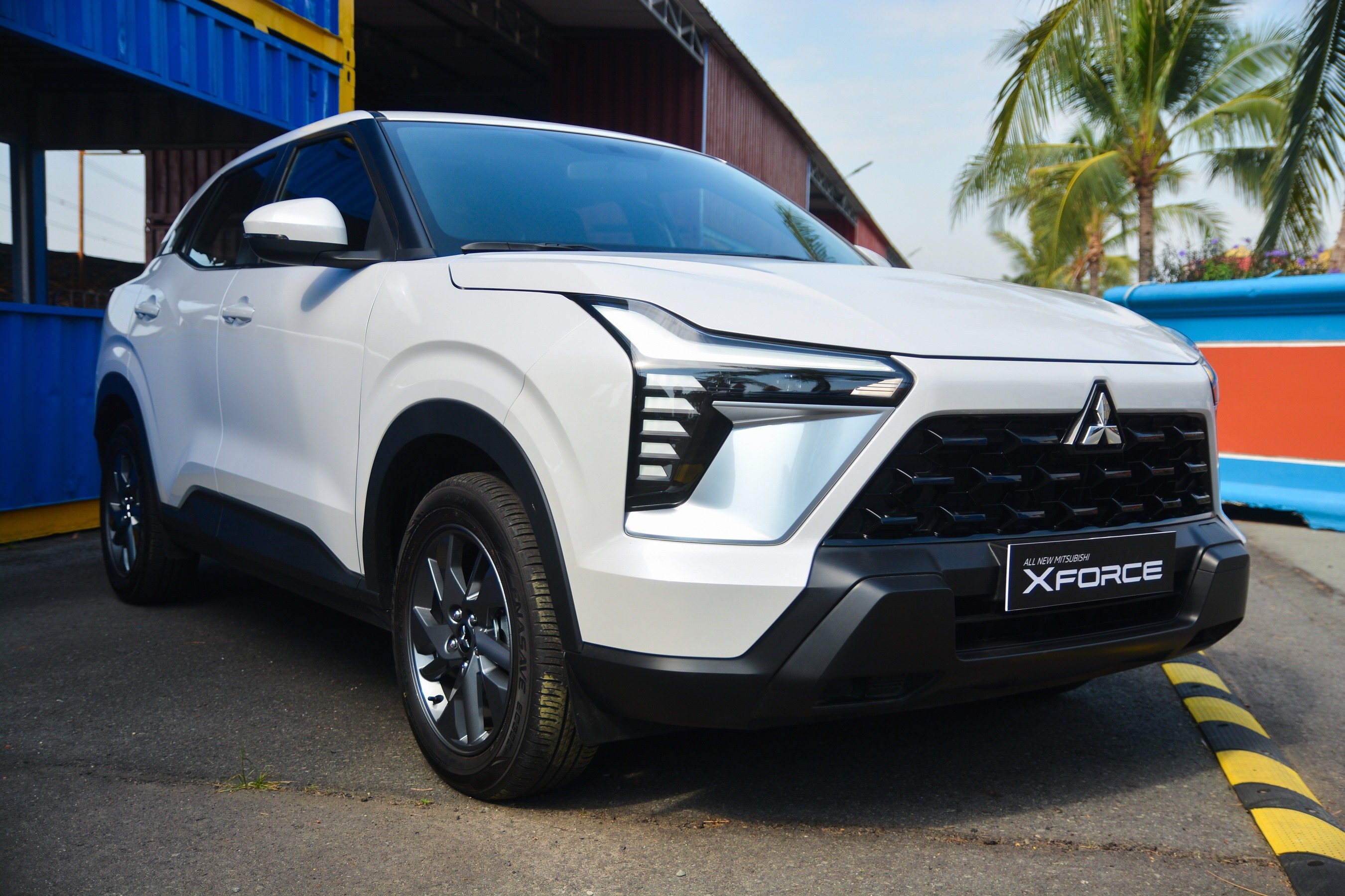 Mitsubishi Xforce "chốt sổ" danh sách 10 xe bán chạy nhất tháng 9 khi sở hữu doanh số 1.323 xe. Mẫu SUV nhập khẩu Indonesia sau đợt nâng cấp gần nhất đang có giá 605-720 triệu đồng. Ảnh: Vĩnh Phúc.