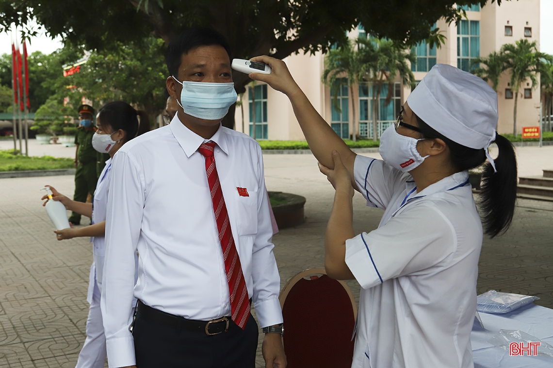 Đồng chí Trần Quang Tuấn được bầu giữ chức Bí thư Huyện ủy Đức Thọ