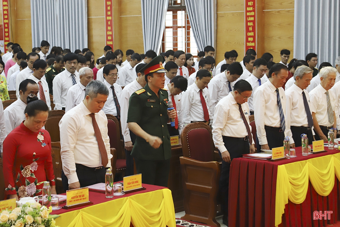Đồng chí Trần Quang Tuấn được bầu giữ chức Bí thư Huyện ủy Đức Thọ