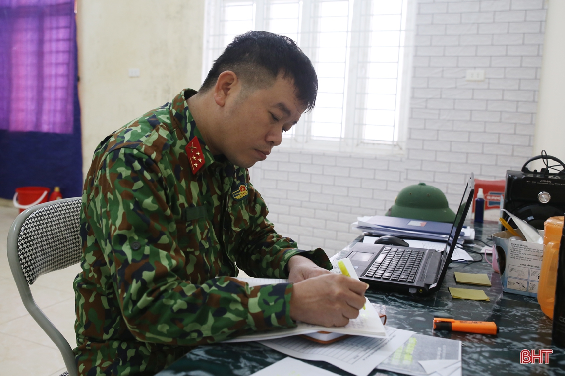Những người giữ mùa xuân bình yên (bài 3): “Còn công dân cách ly, chúng tôi sẽ ở lại nơi này đón tết…”!