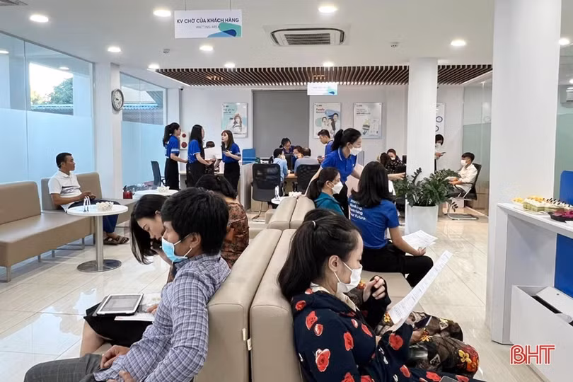 Nhiều ngân hàng ở Hà Tĩnh điều chỉnh biểu lãi suất huy động