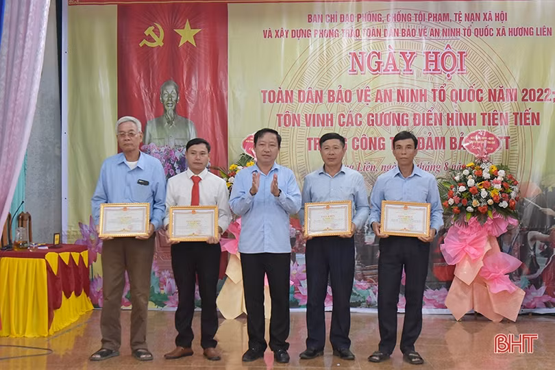 Tiếp tục phát huy vai trò người dân trong bảo vệ an ninh Tổ quốc