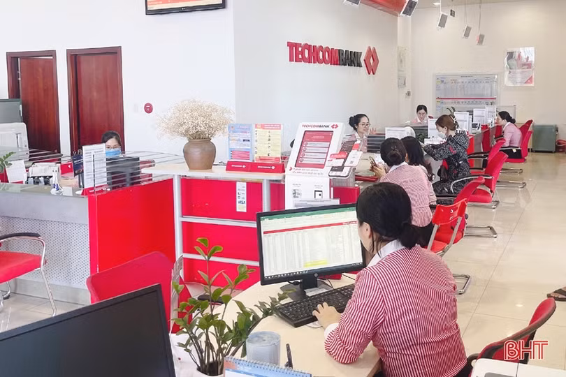 Nhiều ngân hàng ở Hà Tĩnh điều chỉnh biểu lãi suất huy động