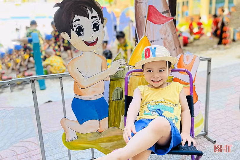 Độc đáo lễ hội cát SANDY WEEK” của các bé mầm non Trí Đức