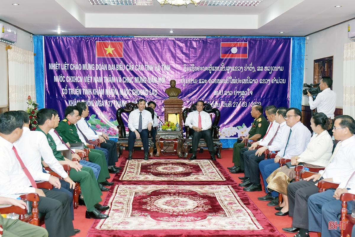 Lãnh đạo Hà Tĩnh chúc tết cổ truyền Bunpimay tỉnh Khăm Muồn