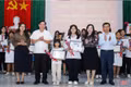 Nữ sinh chuyên Toán chinh phục "sân chơi" văn chương