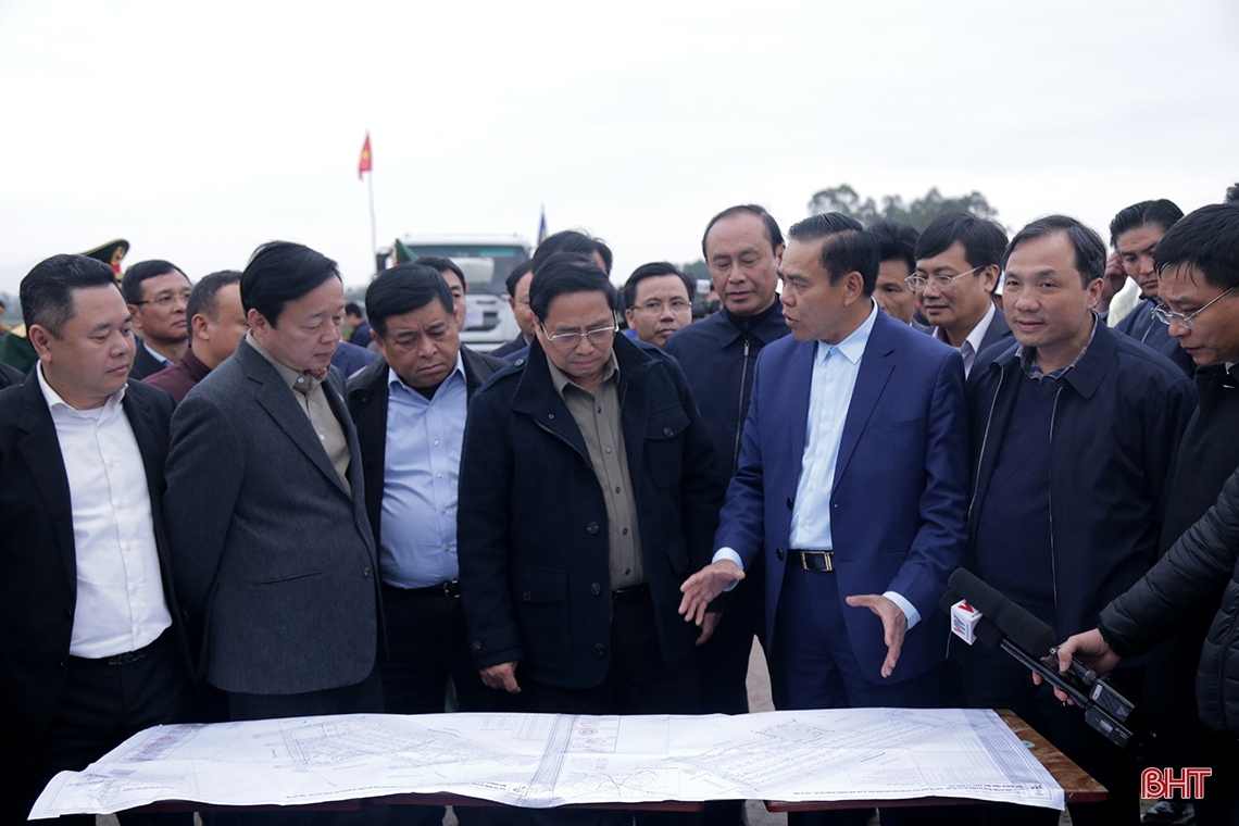 Không chia nhỏ gói thầu, xử lý dứt điểm vướng mắc khi thi công dự án cao tốc Bắc – Nam