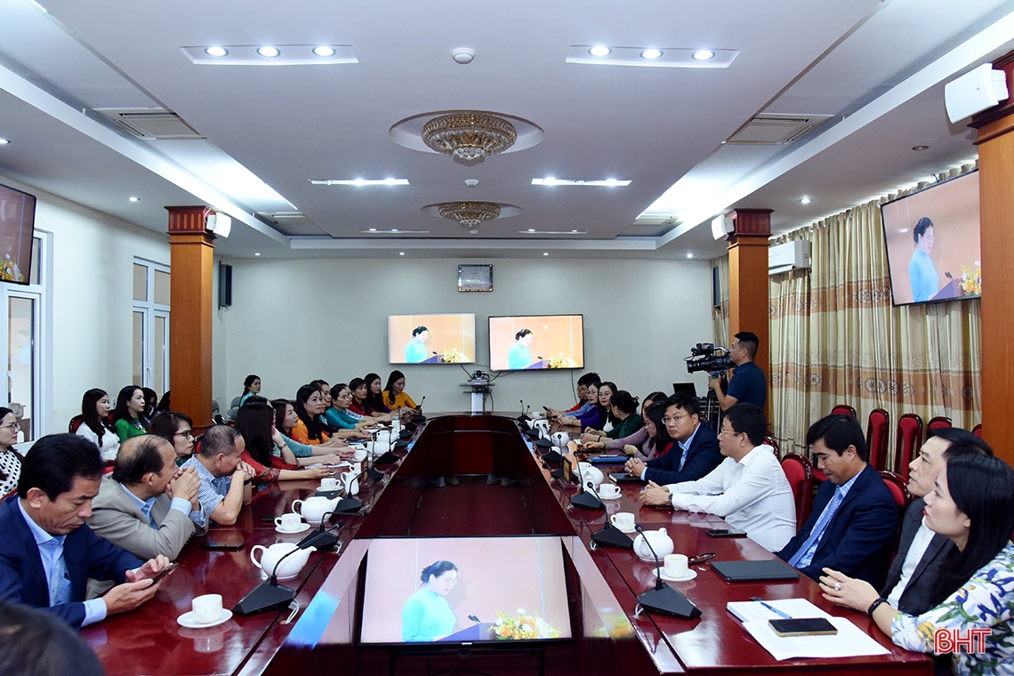 Tạo môi trường để phụ nữ Việt Nam khẳng định vị thế, vai trò trong phát triển kinh tế - xã hội