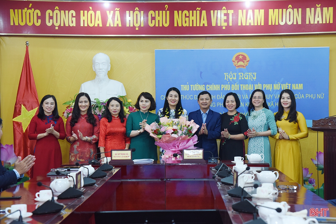 Tạo môi trường để phụ nữ Việt Nam khẳng định vị thế, vai trò trong phát triển kinh tế - xã hội