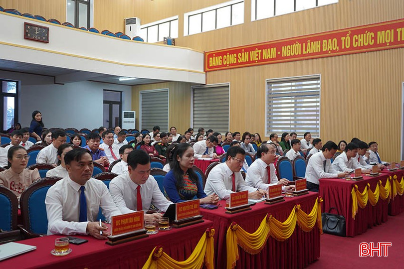 bqbht_br_dai-bieu-tham-du-hoi-nghi.jpg