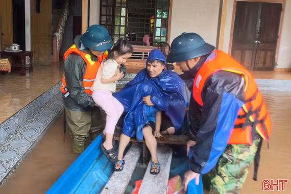 Sức mạnh cộng đồng – “Lá chắn thép” trong mùa mưa bão ở Hà Tĩnh