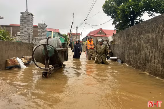 Hà Tĩnh mưa lớn, một số địa bàn ngập cục bộ
