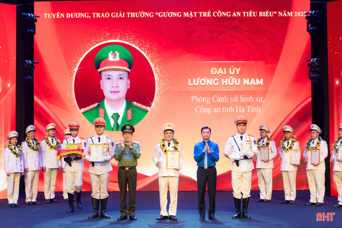 Đại úy Lương Hữu Nam là 1 trong 20 “Gương mặt trẻ Công an tiêu biểu năm 2025”, được Bộ Công an vinh danh vào ngày 19/3 vừa qua.