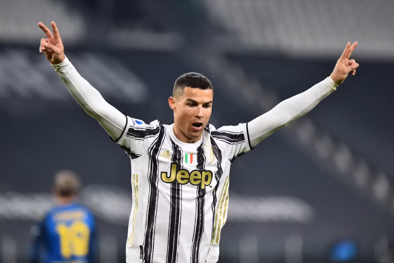 Chiếc giày vàng châu Âu 2020/21: Haaland và Mbappe bắt kịp Messi, áp sát Ronaldo