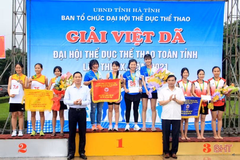Thành phố Hà Tĩnh nhất toàn đoàn Giải Việt dã toàn tỉnh năm 2021