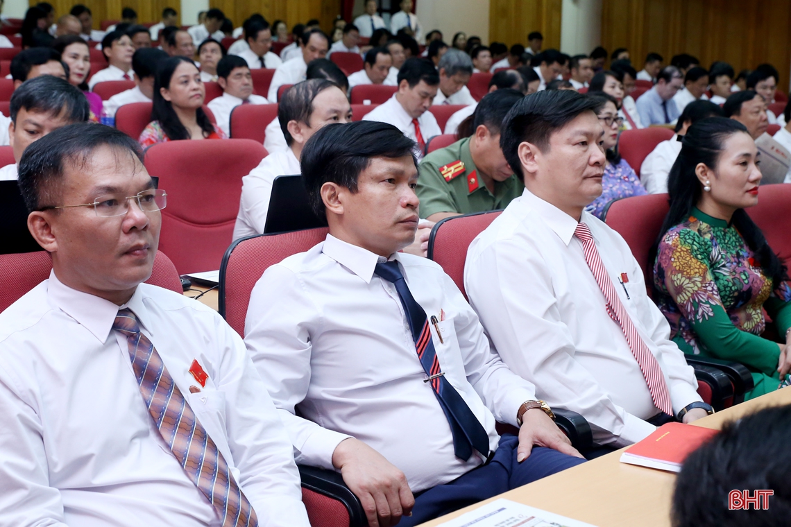 Xây dựng tổ chức Đảng thuộc Khối Các cơ quan và doanh nghiệp Hà Tĩnh trong sạch, vững mạnh