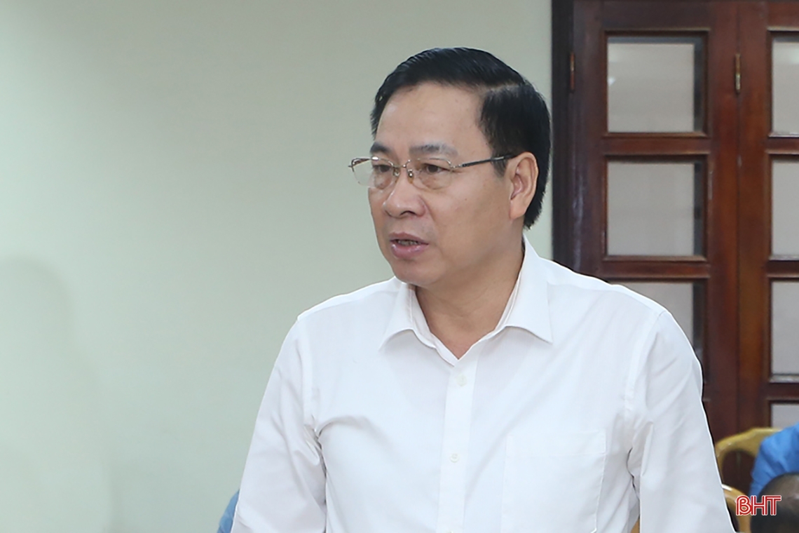 Bộ trưởng Bộ VH-TT&DL Nguyễn Văn Hùng: Hà Tĩnh cần xem xét xây dựng đề án làng văn hoá kiểu mẫu